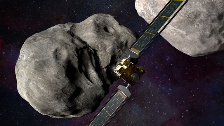 Havainnekuva siitä, miten Nasan DART-luotain törmää asteroidiin.
