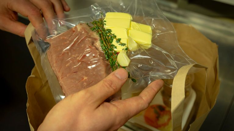 Ravintola Olon ruokakassin pihvi.