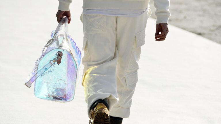 StreetStyle at Louis Vuitton - Paris Fashion Week Men F/W 2019-2020