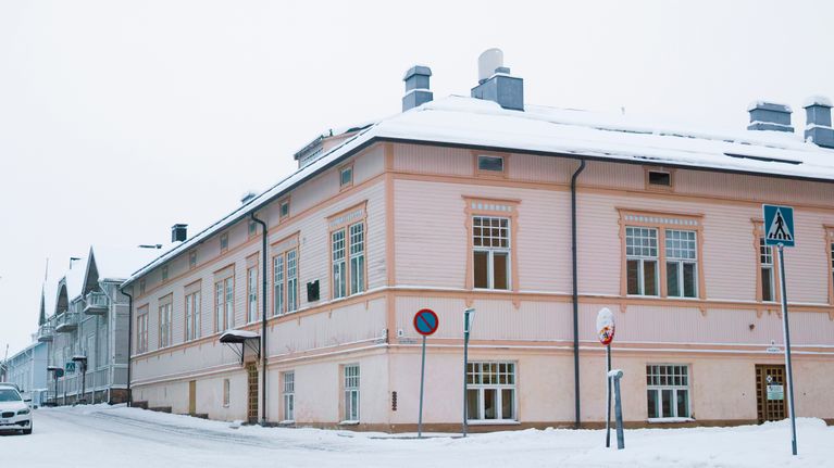 Kekkosen nuoruudenkoti tammikuisena päivänä.