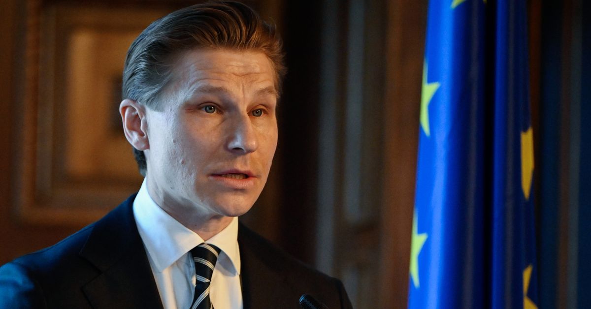 Puolustusministeri Häkkänen korostaa Suomen puolustuskyvyn vahvistamisen kiireellisyyttä Venäjän uhan edessä