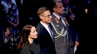 Suzanne Innes-Stubb, Alexander Stubb sekä Puolustusvoimain komentaja, kenraali Janne Jaakkola kansallisen veteraanipäivän juhlassa 2025.