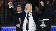 Rikard Grönborg firar guld 2026.
