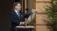 Mika Akkanen reads the Christmas Peace declaration in Turku.