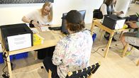 Europarlamenttivaalien ennakkoäänestystä Espoon kulttuurikeskuksessa.