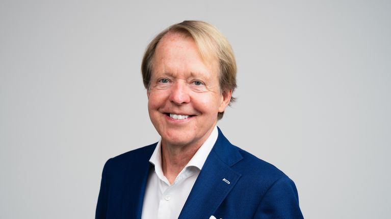 Frank Korsströmin potrettikuva.