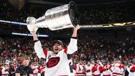 Jääkiekkoilija Sebastian Aho.
