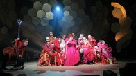 Hamlet rock-musikaalin esitys Tampereen Työväen Teatterin suurella näyttämöllä