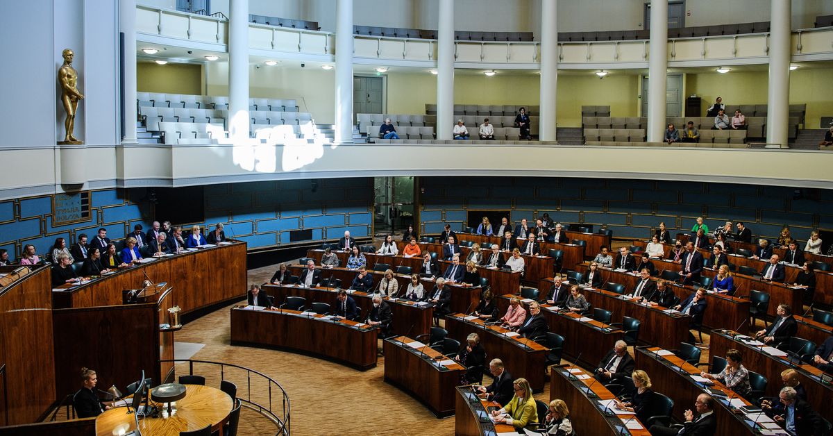 Parliament approves border law change to thwart hybrid attacks