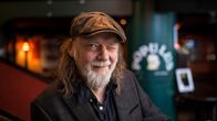 Tuomari Nurmio, muusikko ravintola Populuksesssa