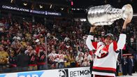 Kotkaniemi juhlii mestaruutta.