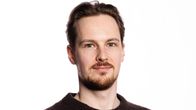 Yle MOTin visuaalinen journalisti Otso Ritonummi.
