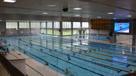 I Impivaara simhalls 50-metersbassäng ryms man både att simma och vattenlöpa.