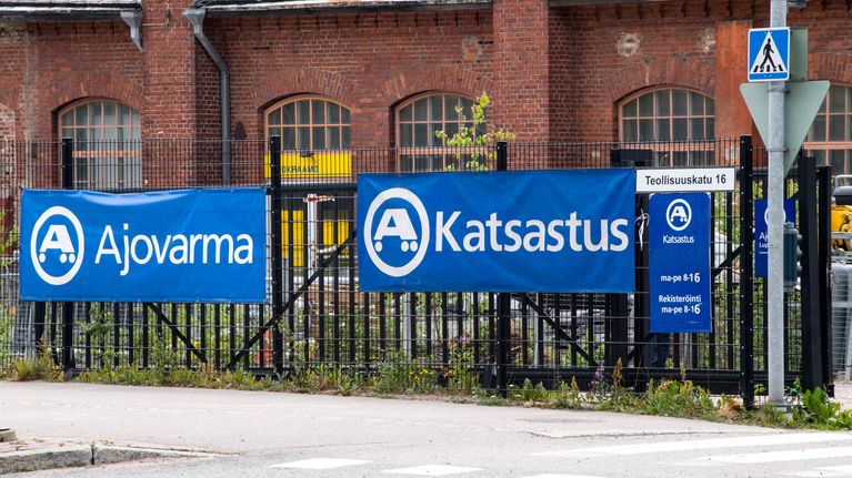 Ajoavarman ja A-katsastuksen mainokset