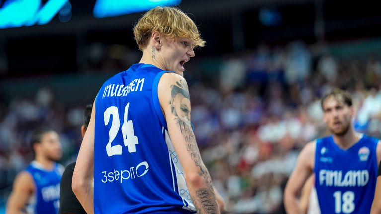 Miikka Muurinen koripallon EM-kisoissa 2025.