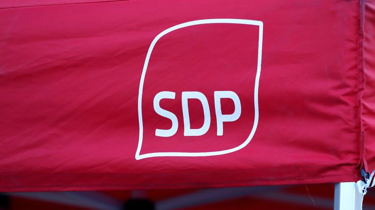 Neea Kähkönen valittiin odotetusti Porin SDP:n kunnallisjärjestön ...