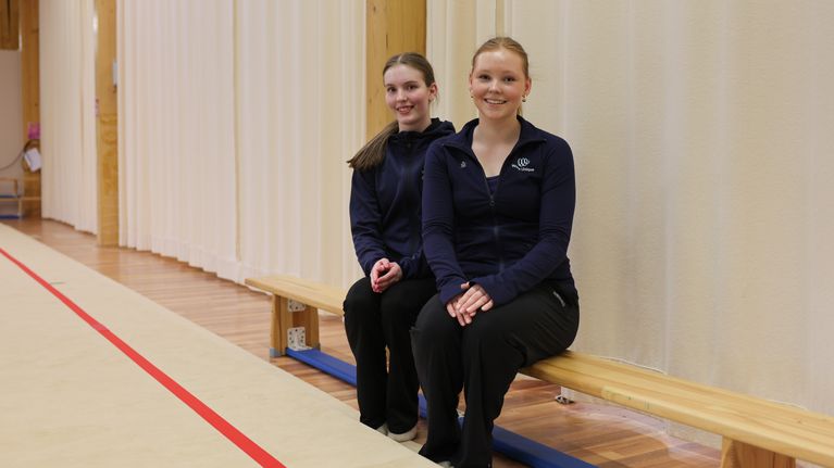 Amelia Caselius och Iida Laine.