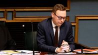 Matias Marttinen eduskunnan täysistunnossa.