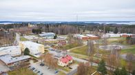 Syksyinen Rääkkylän kirkonkylä ilmakuvassa.