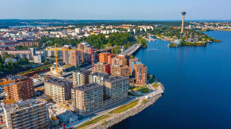An aerial view of a central Tampere lakeshore neighbourhood.