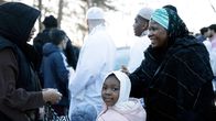 Khafilat Kuti-Lasisi ja tyttärensä Humaidah Omotolani Lasisi.