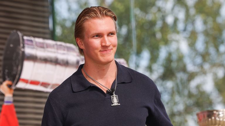 Anton Lundell lähikuvassa.