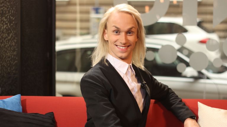 Kickar som räddar och tillfredsställer | Titta och lyssna | Svenska Yle