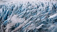 Glaciär på Sydshetlandsöarna på Antarktis den 11 mars 2020.