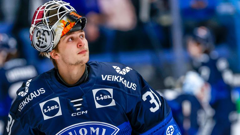 Kim Saarinen kuvassa.