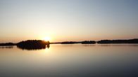 Auringonnousu Kallavedellä.