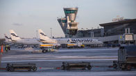 Finnair vältti sakot, lisää lentoja ja kohtaa polttoaineen hinnannousun — image 4