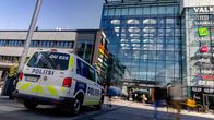 Poliisi auto Valkean edessä