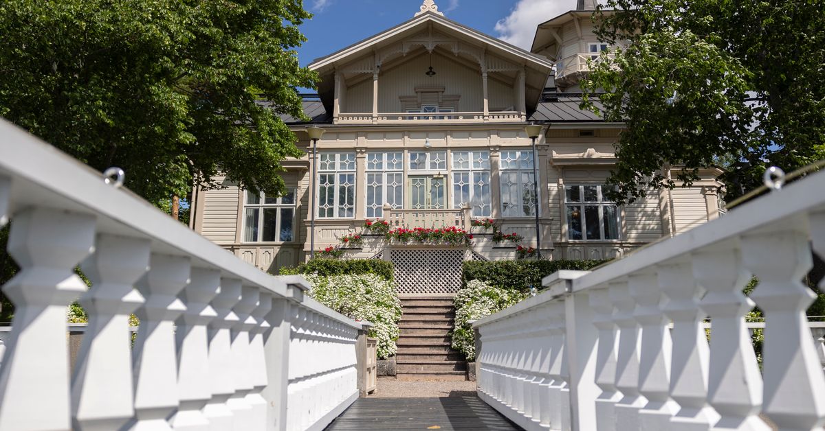 Finnish PM's official residence plans open house in September