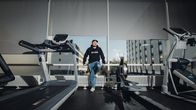 Marko Kainulainen entisen ravintola Rentukan tiloissa. Nykyään siellä on kuntosali.