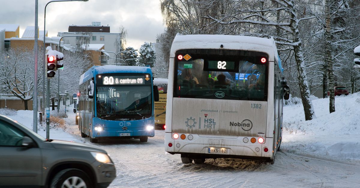HSL tihentää useiden linjojensa vuorovälejä ensi vuonna | Uusimaa | Yle