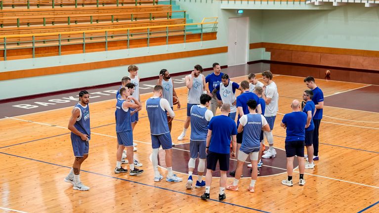 Susijengi harjoituksissa EM-kisosissa 2025.