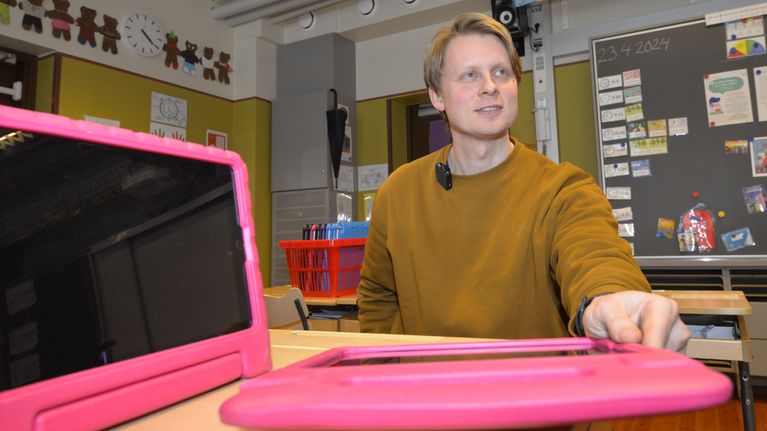 Risto Suutarinen Opettaja, kuudes luokka, Jyväskylän Puistokadun päiväkotikoulu.