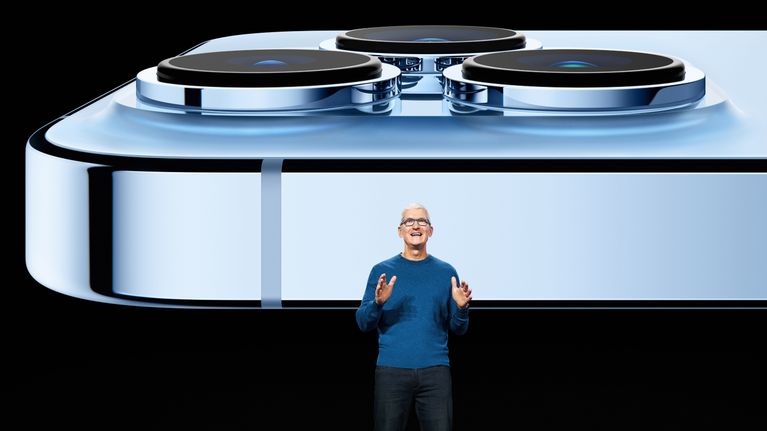 Applen odotetaan julkaisevan vuosia kehityksessä olleet virtuaalilasit ...