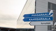 Kylttejä Kuopion Yliopistollisen sairaalan alueella.