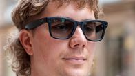 Ylen toimittaja Miika Koskela, kokeili Meta / RayBan älyläsit.