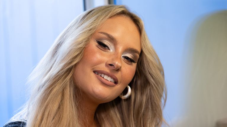 minttu-breikkasi-hittikappaleella-vaikka-se-ei-kelvannut-umk-hon