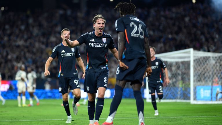 Onni Valakarin maali auttoi San Diegon voittoon MLS:n pudotuspelien ...