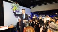 Stubb otettiin valvojaisissaan voittajana vastaan, kun hän saapui paikalle käytyään Haaviston valvojaisissa.
