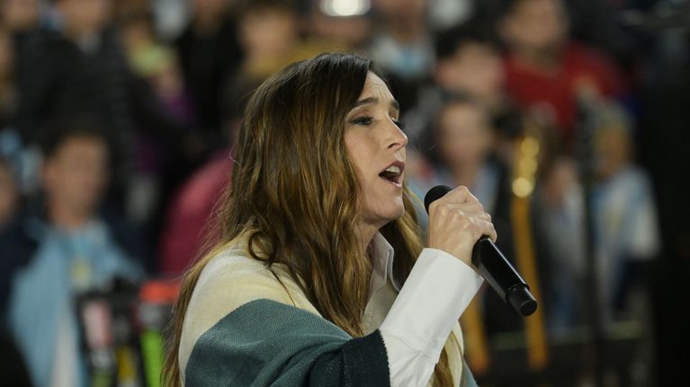Soledad Pastorutti esitti kappaleen Lionel Messiä varten.
