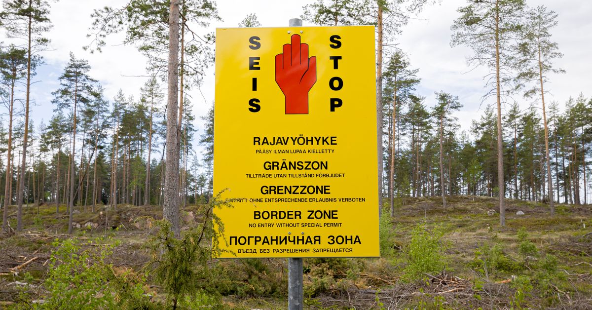 Finnish border guard detains two over suspected illegal crossing from Russia