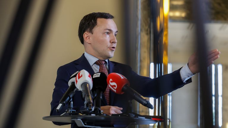 Photo shows Minister of Social Affairs and Health Wille Rydman.