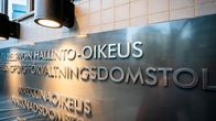 Helsingin hallinto-oikeuden kyltti.