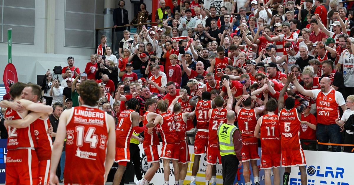 Kross i sällsynta superfinalen – Salon Vilpas är finländska mästare i basket