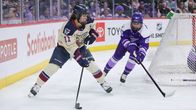 Montréal Victoire ja Minnesota Frost PWHL:n välierissä. 