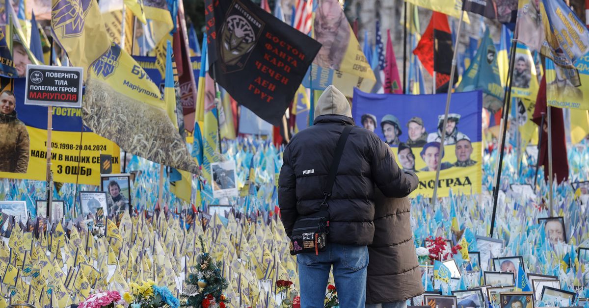Finnish mothers honour fallen volunteers in Ukraine, criticise lack of support at home